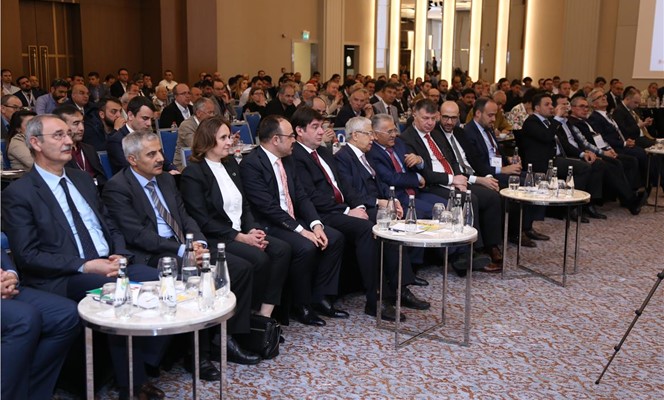 “Tüm Yönleriyle Yalıtım Seminerleri”nin Dördüncüsü Kayseri’de Düzenlendi “Tüm Yönleriyle Yalıtım Seminerleri”nin Dördüncüsü Kayseri’de Düzenlendi