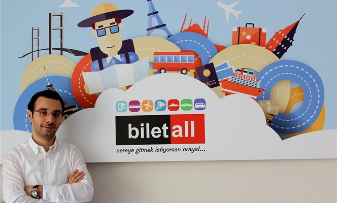 Yaşar Çelik: “Turizm Sektörü Yılın İlk Yarısında Beklentilerin Üzerinde Büyüdü” Yaşar Çelik: “Turizm Sektörü Yılın İlk Yarısında Beklentilerin Üzerinde Büyüdü”