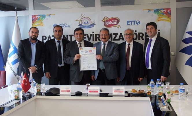 Türkiye’de Bir İlk: Erciyes Üniversitesi’nden Gülsan Gıda’ya Patent Devri Türkiye’de Bir İlk: Erciyes Üniversitesi’nden Gülsan Gıda’ya Patent Devri