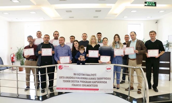 Teknik Destek Eğitimi Gören Mimarsinan OSB Personeli Sertifikalarını Aldı Teknik Destek Eğitimi Gören Mimarsinan OSB Personeli Sertifikalarını Aldı